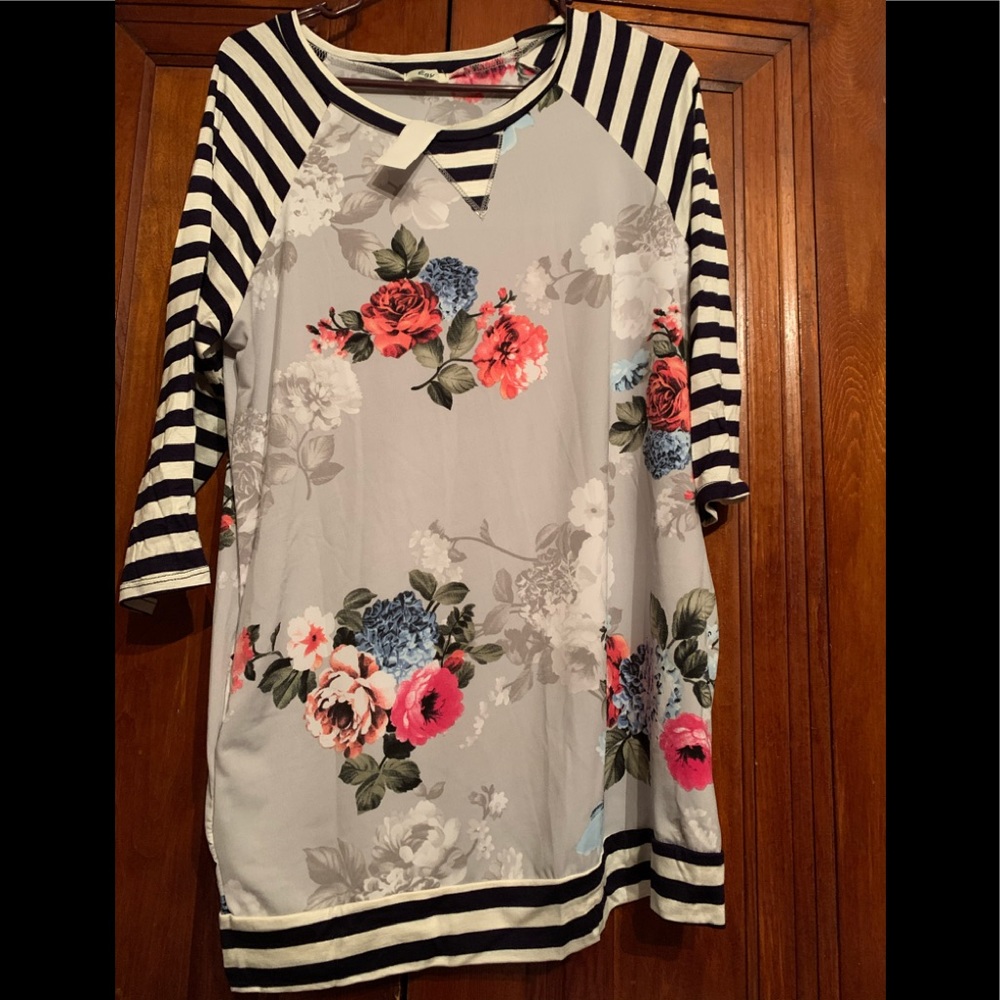 Striped Flowered top size medium